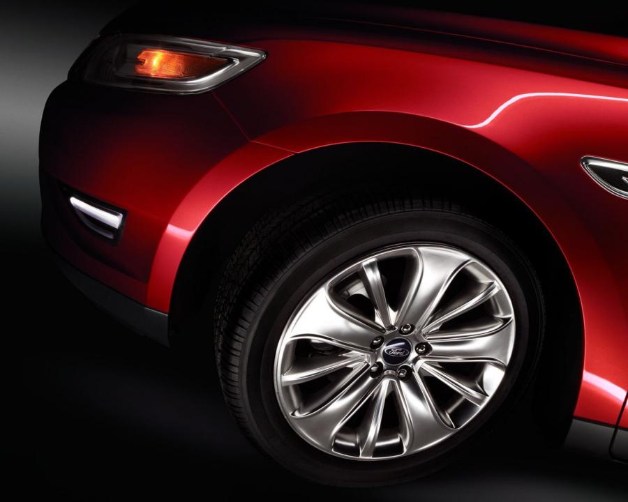 Ford Taurus 2010 года  (фото 75 из 161)